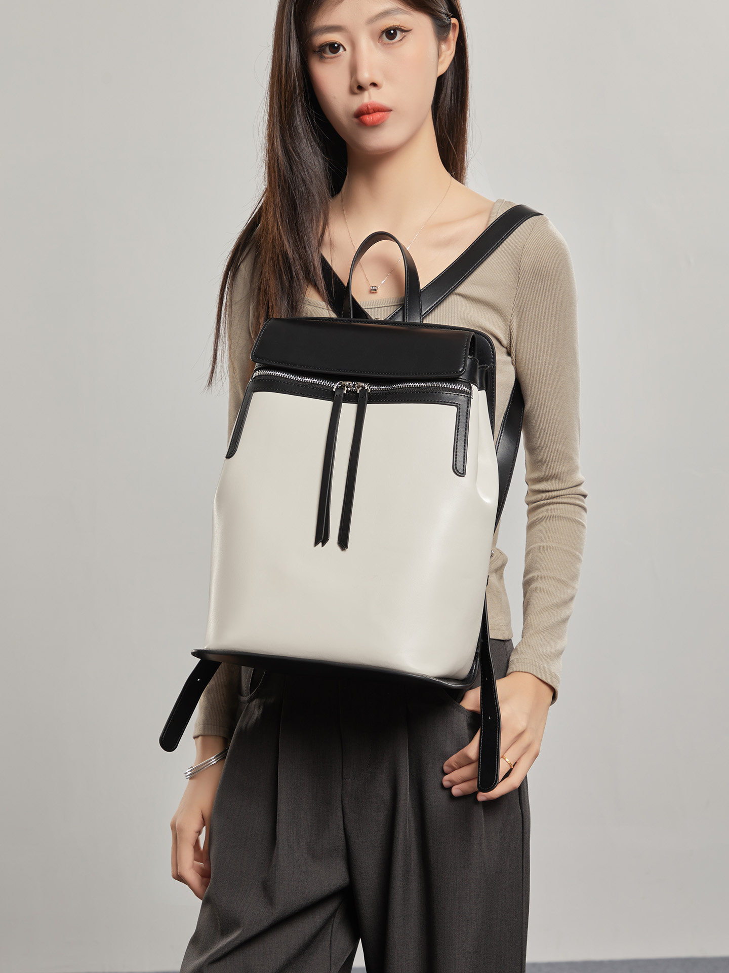 ライトラグジュアリーファッション新作高品質パテントレザー光沢 - Luxury Bags Leather のレビューと価格